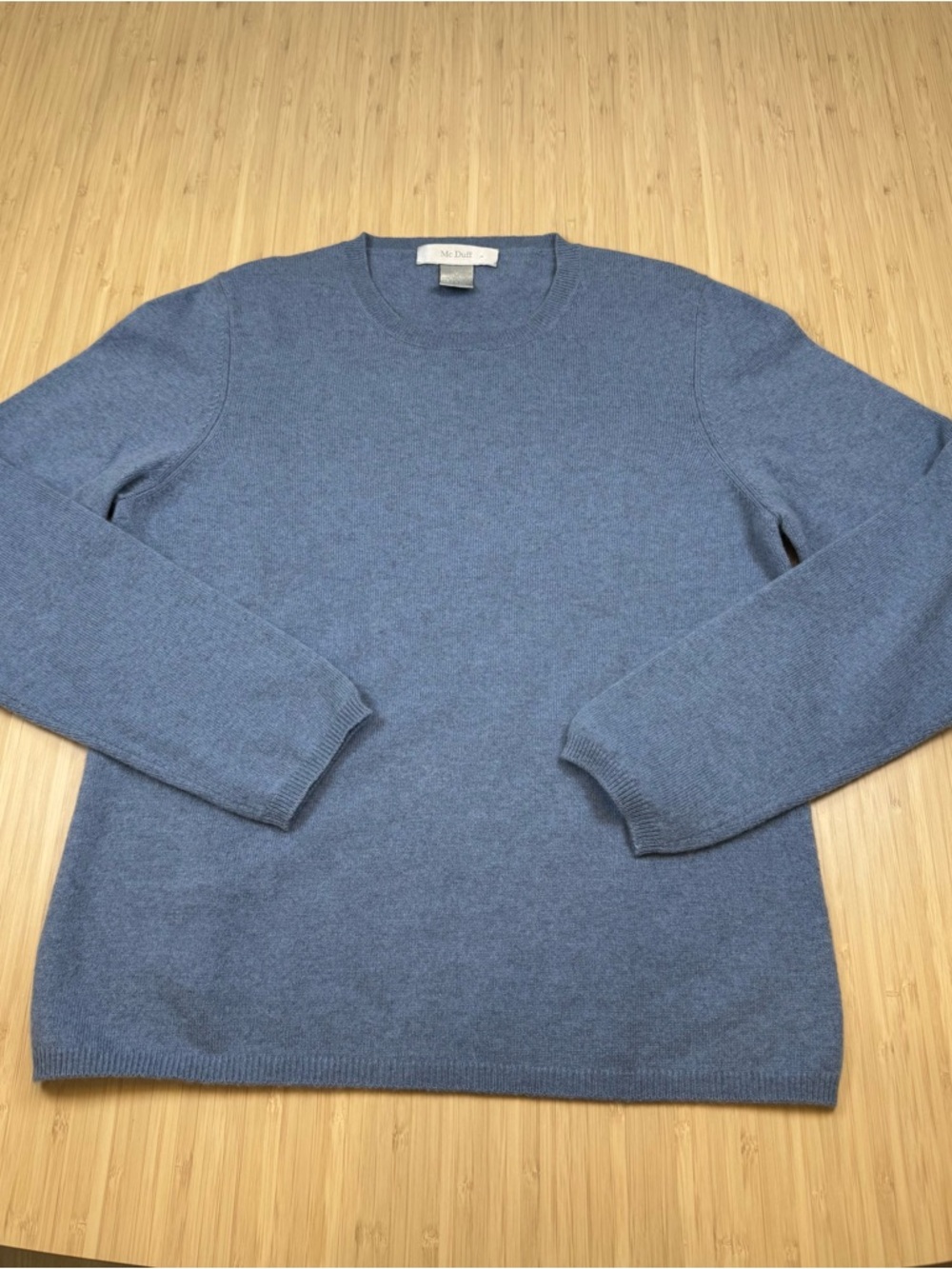McDuff Women’s 100% Cashmere Crewneck Sweater in Heather Blue